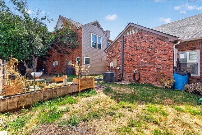 Building Photo - 2504 Orangegrove Cir