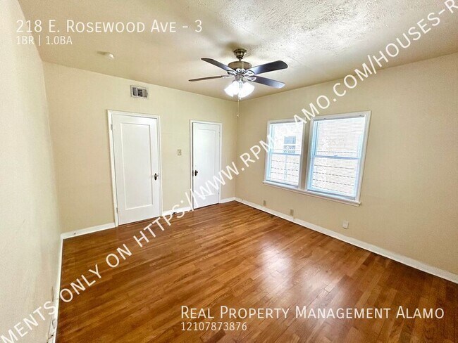 Building Photo - 218 E Rosewood Ave