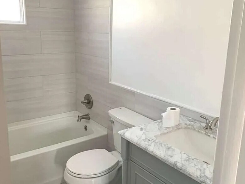 Building Photo - 98 North Rd