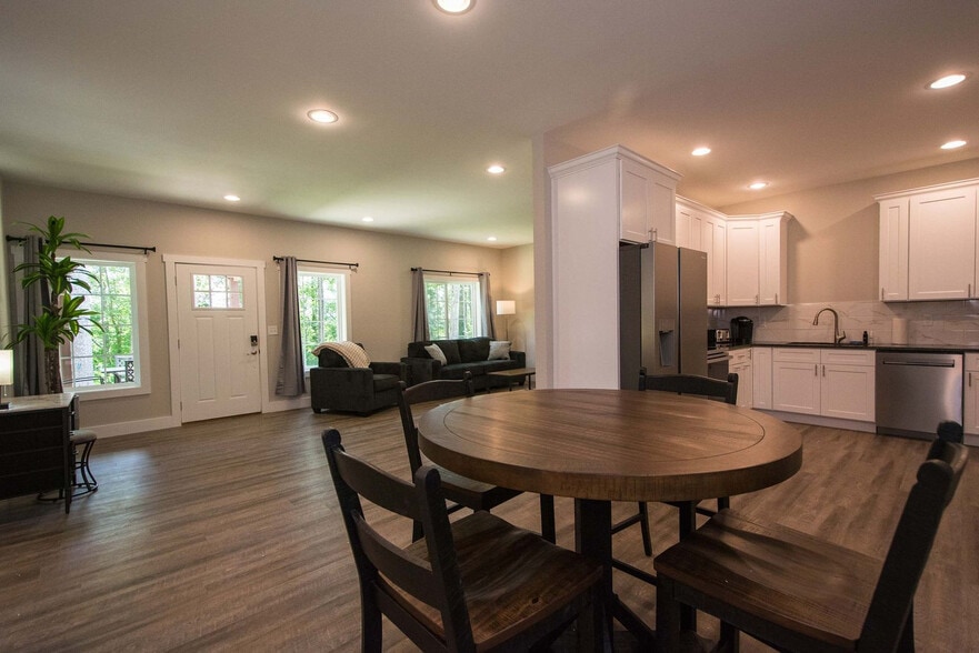 Building Photo - 2328 Greater Druid Hills Blvd