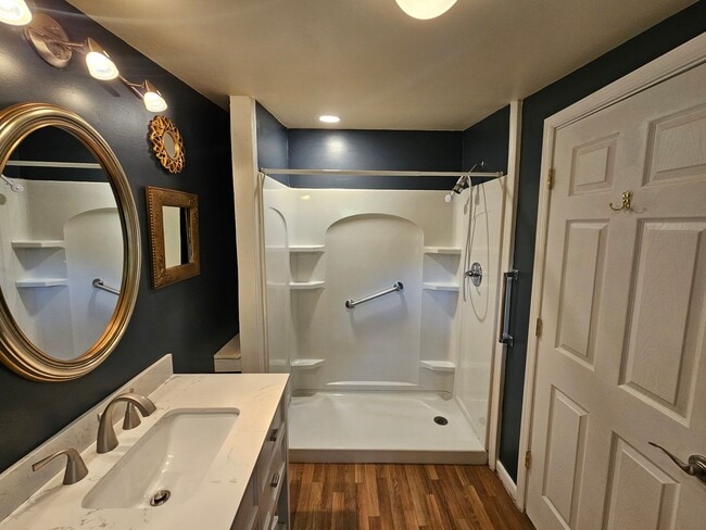 Building Photo - Available Now! 3BR/2BA Home In West End - ...