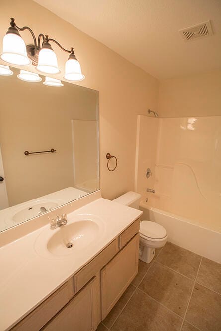 Building Photo - 4708 Manhasset Dr