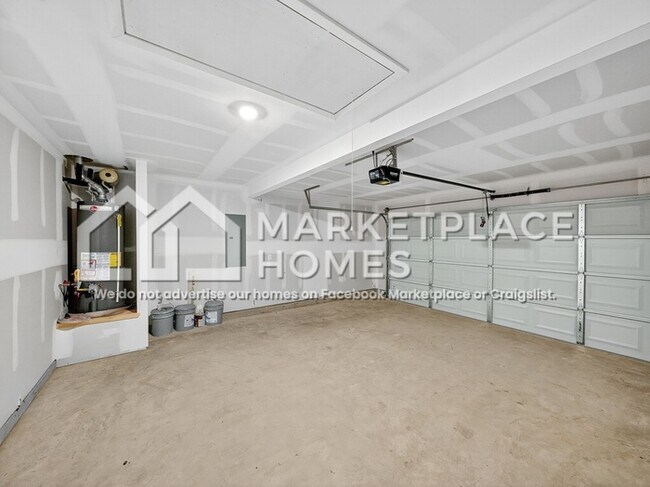 Building Photo - 23198 S Mae Dr