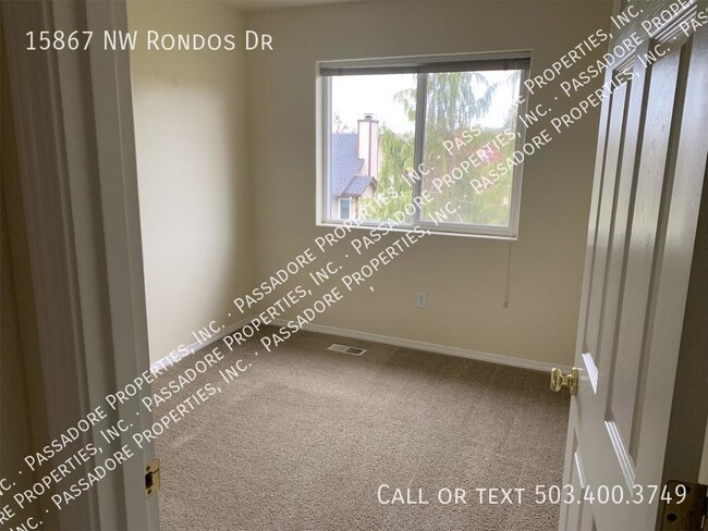 Building Photo - 15867 NW Rondos Dr