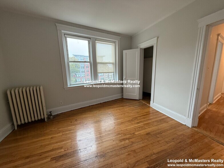 Building Photo - 1468 Commonwealth Ave