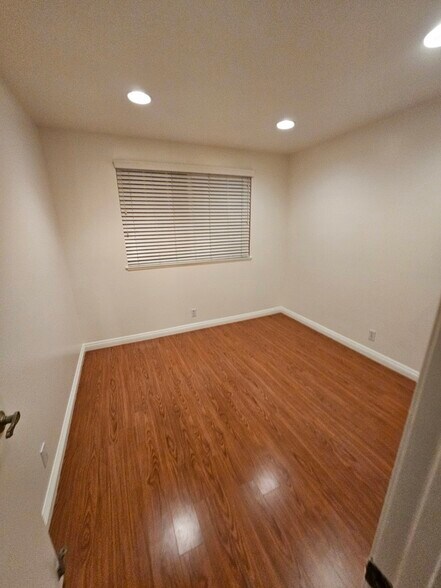 Third Bedroom - 25 Weepingwood