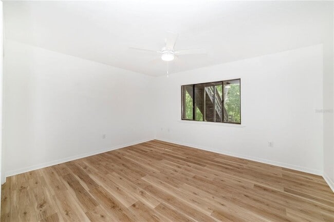 Building Photo - 5629 NW 97th St