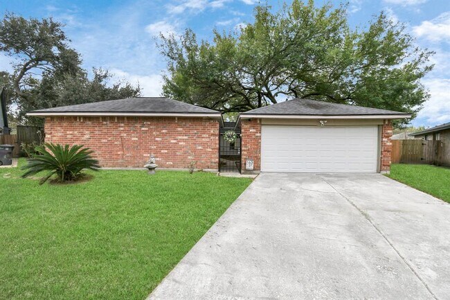 Primary Photo - 1207 Martingale Ct