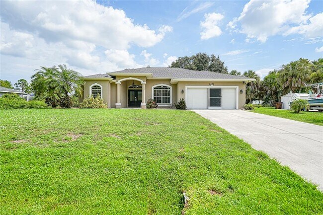 Building Photo - 2880 Vogler Ln