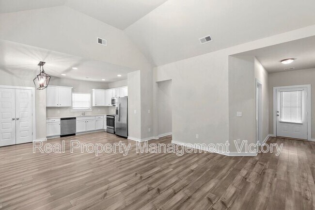 Building Photo - 275 Avalon Wy