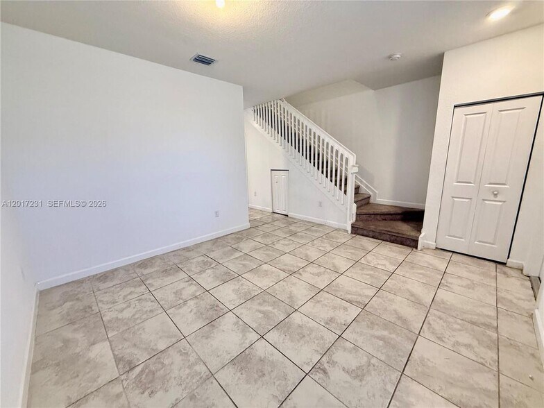 Building Photo - 11313 SW 250th Terrace