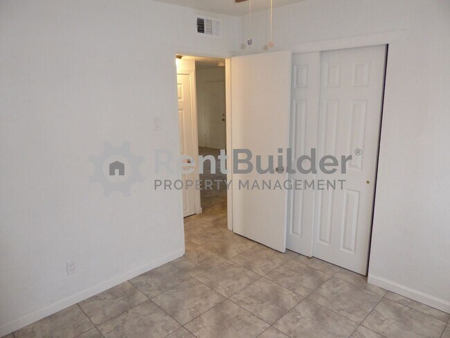 Building Photo - 3426 Smith Ave SE