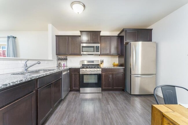 Building Photo - 2783 Au Gres River Dr