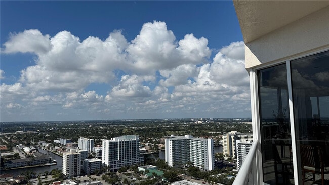 Building Photo - 3100 N Ocean Blvd