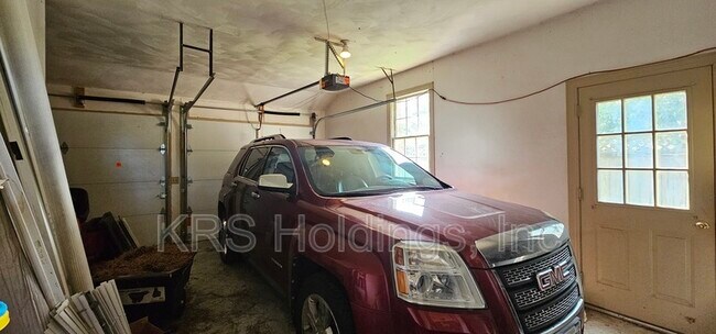 Building Photo - 1205 Mt Pleasant Dr