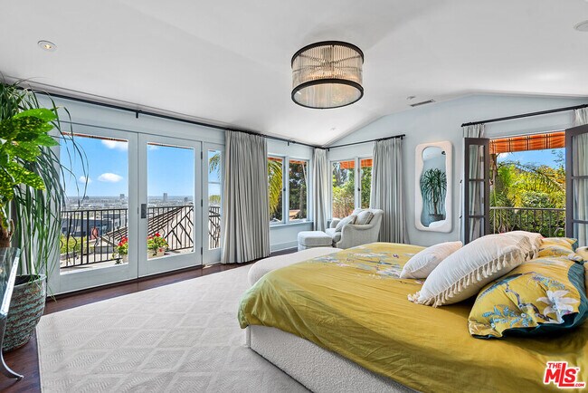 Building Photo - 1357 Miller Dr