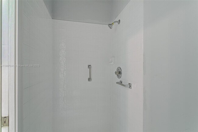 Building Photo - 802 Bannock Terrace