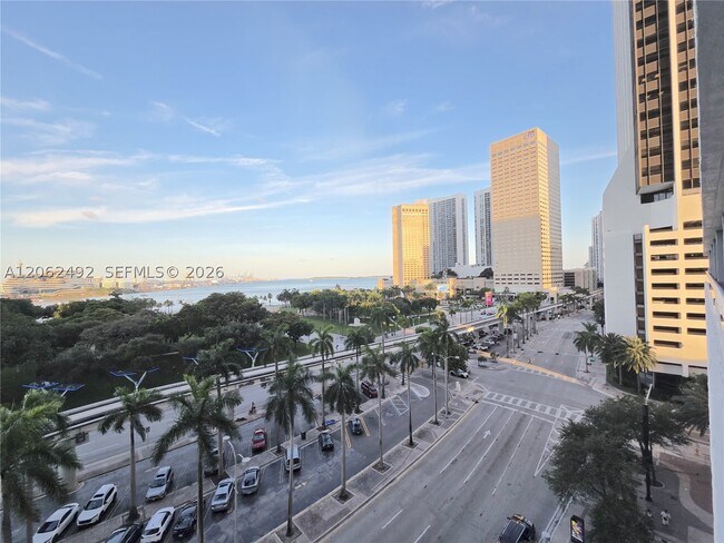 Building Photo - 50 Biscayne Blvd