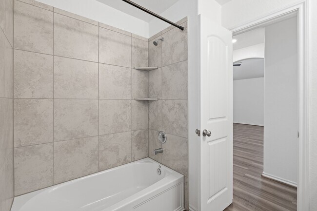 Building Photo - 25702 Bottlebrush Sedge St
