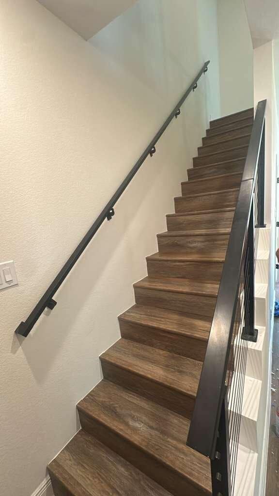 Building Photo - 3810 Hiford Dr