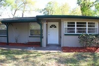 Building Photo - 3 bed 2 bath house