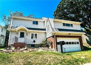 Building Photo - Beautiful 3 Bedroom, 2 Bathroom Home in Cu...