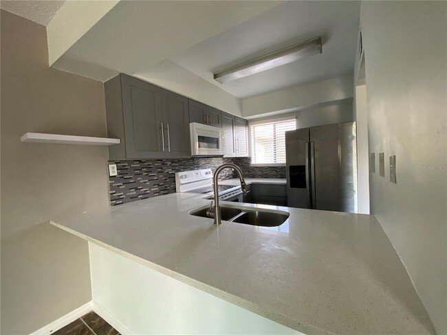 Building Photo - 174 Scottsdale Square