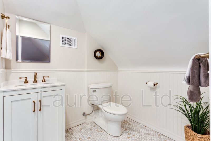 Building Photo - 1452 Detroit St