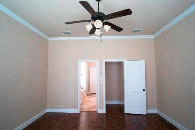 Building Photo - 739 Cedar Elm Trail