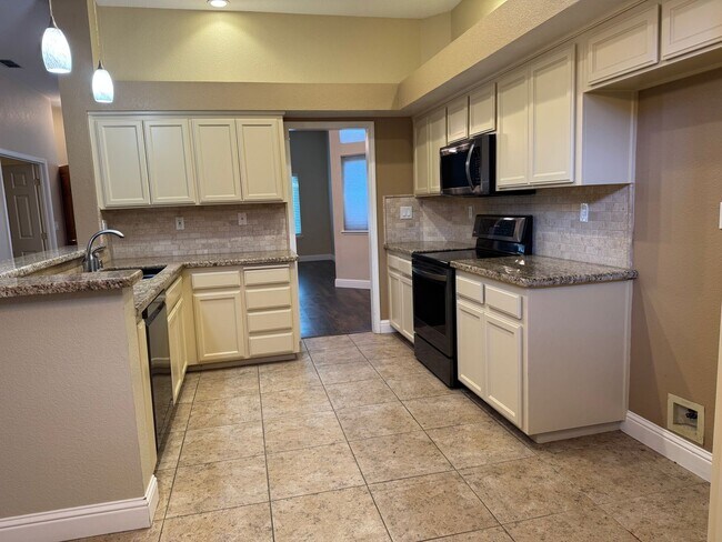 Building Photo - Beautiful single level corner lot