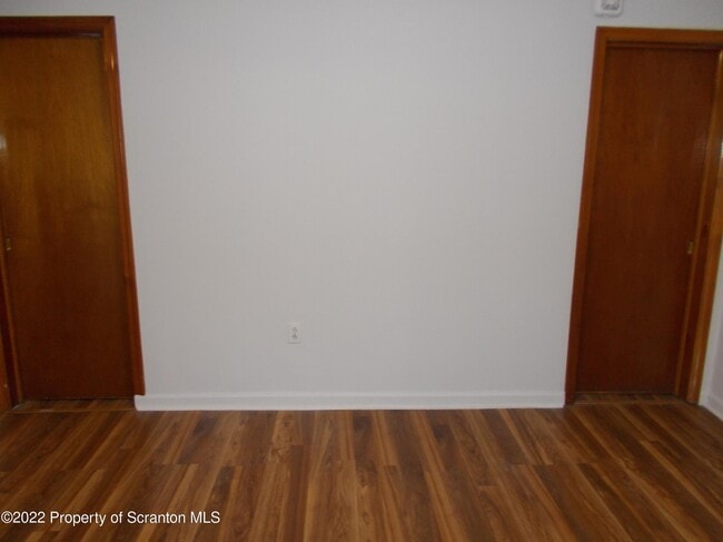 Building Photo - 909 Slocum Ave