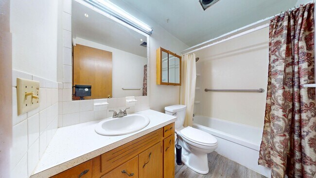 Building Photo - Madison School's- 2 Bedroom Brick Ranch with Garage!