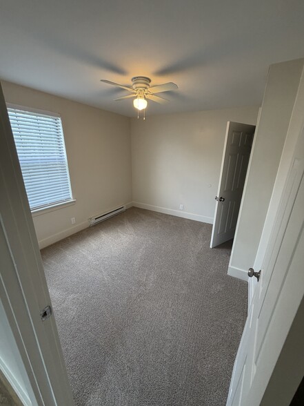 Building Photo - 1212 Sioux Terrace