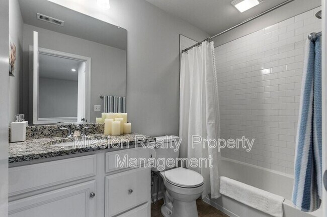 Building Photo - 5535 Wenrich Dr