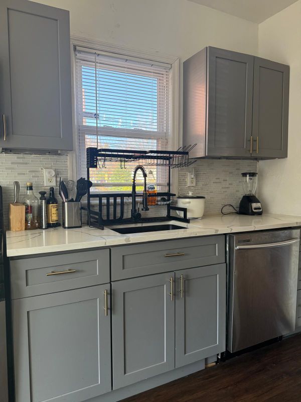 Building Photo - 365 3rd St