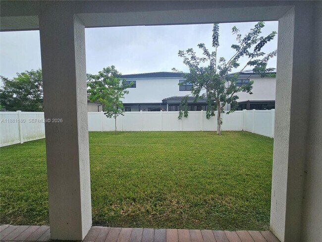 Building Photo - 4578 SW 174th Ave