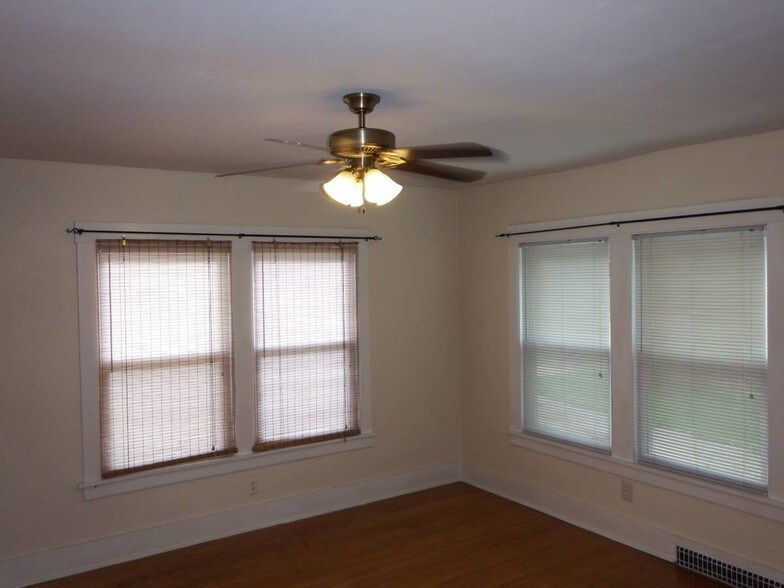 Living Room - 1209 E 9th St