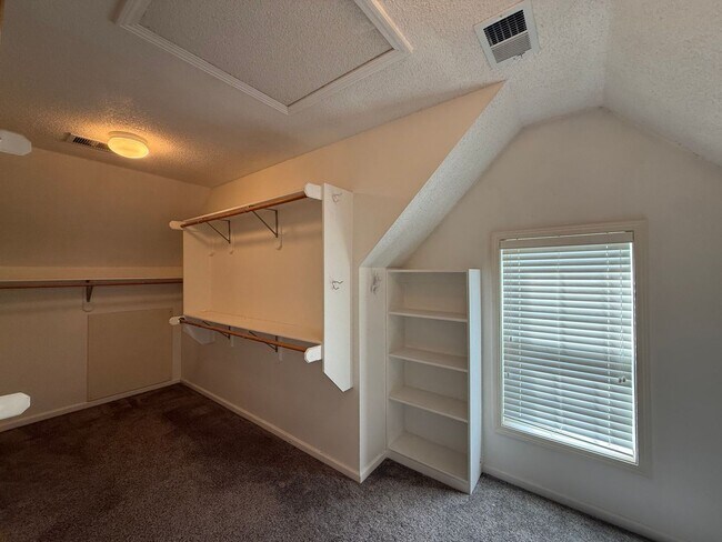 Building Photo - 13817 Hauser St