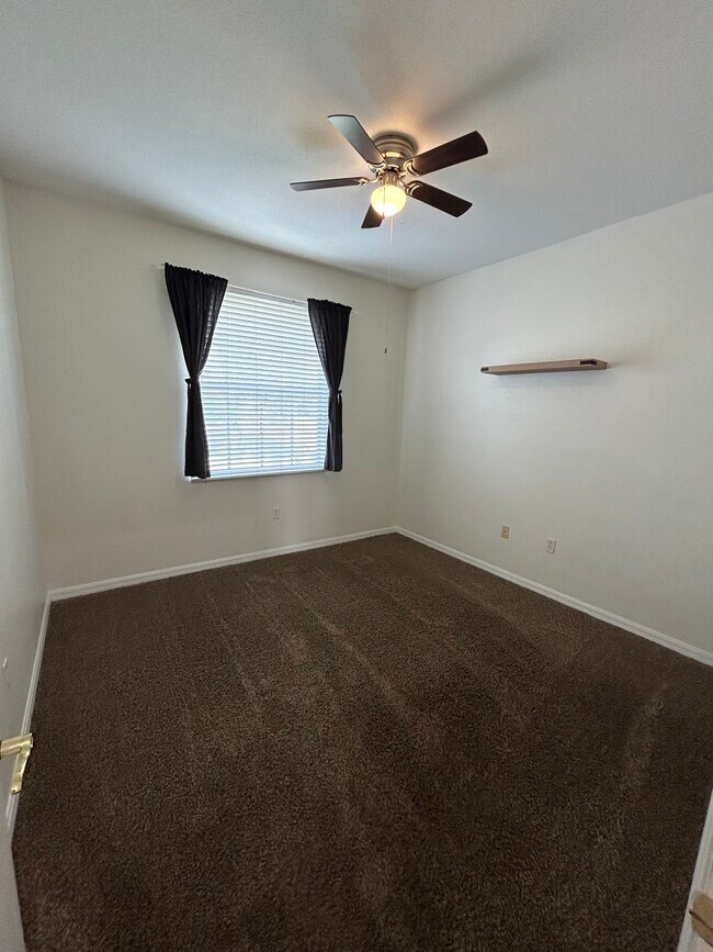 Building Photo - 162 Bridgewater Ct