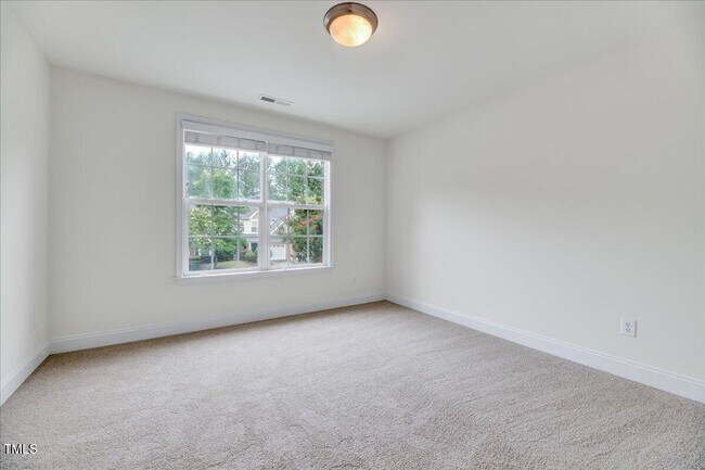 Building Photo - 9410 Harvest Acres Ct