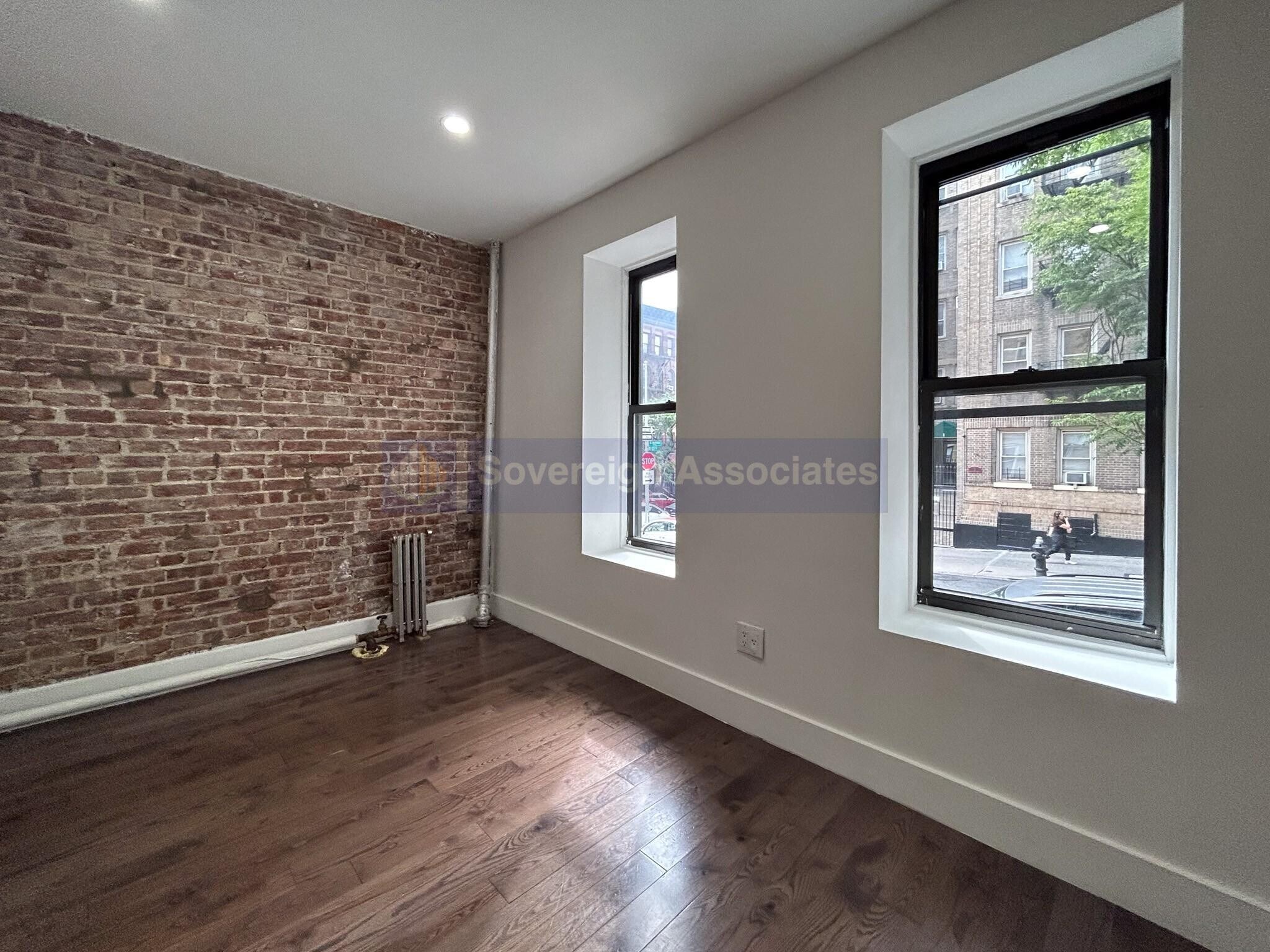 Building Photo - 4 St Nicholas Terrace