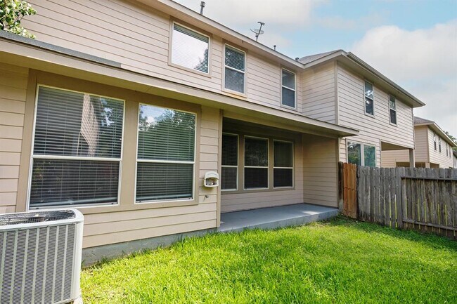 Building Photo - 23 S Burberry Park Cir