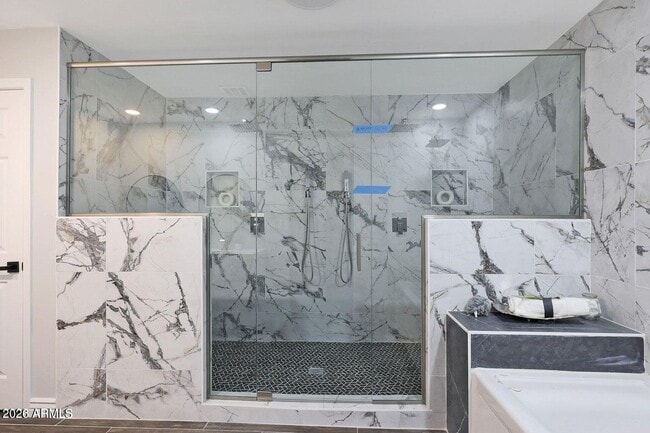 Building Photo - 8444 E Bonita Dr