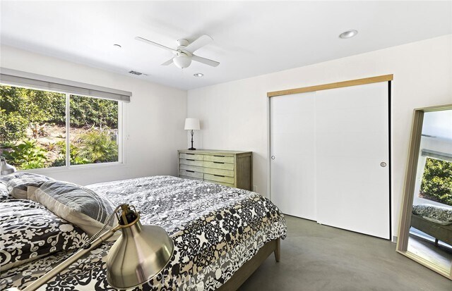 Building Photo - 30872 Marilyn Dr