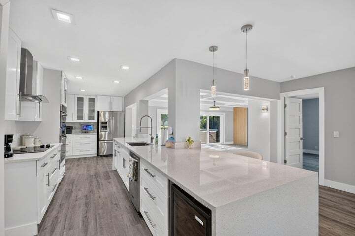 Building Photo - 14624 Country Side Ln