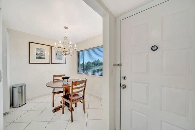Building Photo - 9485 N Belfort Cir