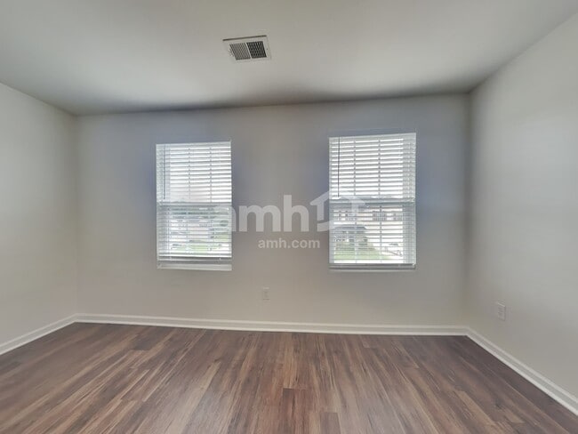 Building Photo - 36 Jones Creek Cir