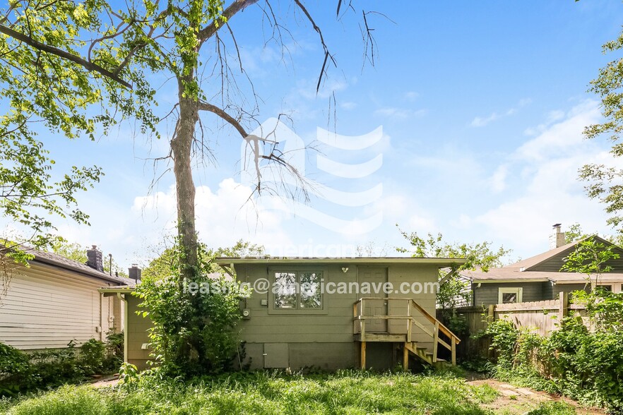 Building Photo - 7405 Montgall Ave