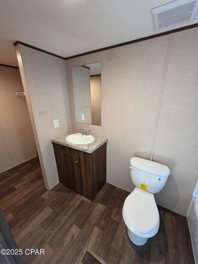 Building Photo - 5921 Nadine Rd