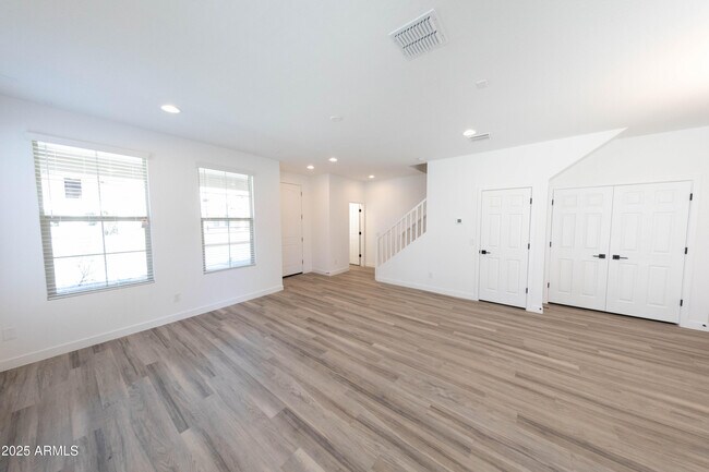 Building Photo - 9310 E Strobe Ave